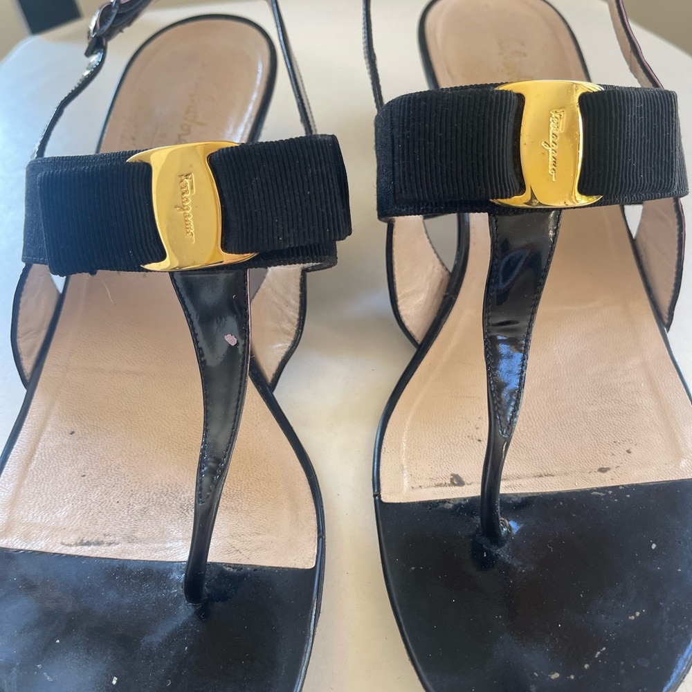 VINTAGE Salvatore Ferragamo Black Sandals - Picture 5 of 15